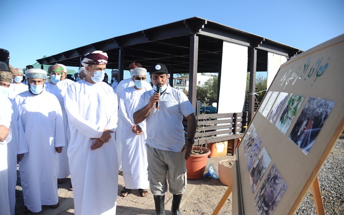 <p>In conjunction with the Sultanate’s celebrations of the Omani Environment Day, the Environment Agency organized an environmental program in the Qurum Nature Reserve, with the aim of identifying the efforts made in the reserve and carrying out a clean-up campaign for the reserve’s beach from waste.</p>
<p><br />The program began with a speech delivered by His Excellency Dr. Abdullah bin Ali Al-Omari, Chairman of the Authority, during which he stressed the importance of the reserve in preserving the unique mangroves with their innate life and attracting millions of migratory birds every year. He also indicated the importance of continuing to preserve the Omani environment and reduce The use of pollutants such as plastic, praising the efforts made by the reserve's staff.</p>
<p>The program also included an accompanying exhibition about the Mangrove Reserve, the method of planting mangrove seedlings and distributing them to the various governorates of the Sultanate, the stages that the reserve has gone through in terms of development, as well as pictures of the diverse wildlife that the reserve hosts, including migratory birds. For watching sea birds.</p>
<p>During the environmental program, the authority organized a campaign to clean the reserve’s shore from waste, after which it organized an environmental competition in which the Authority’s employees in addition to the guests participating in the environmental program. In conclusion, His Excellency the President of the Authority honored a group of initiators in planting mangroves and wild trees.</p>